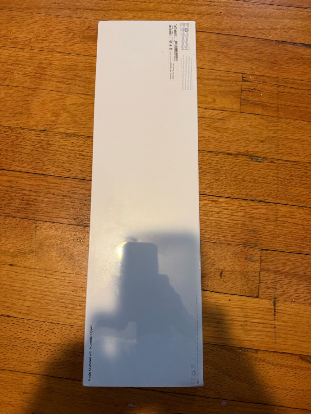 Apple Magic Keyboard with Numeric Keypad - Picture 2 of 2